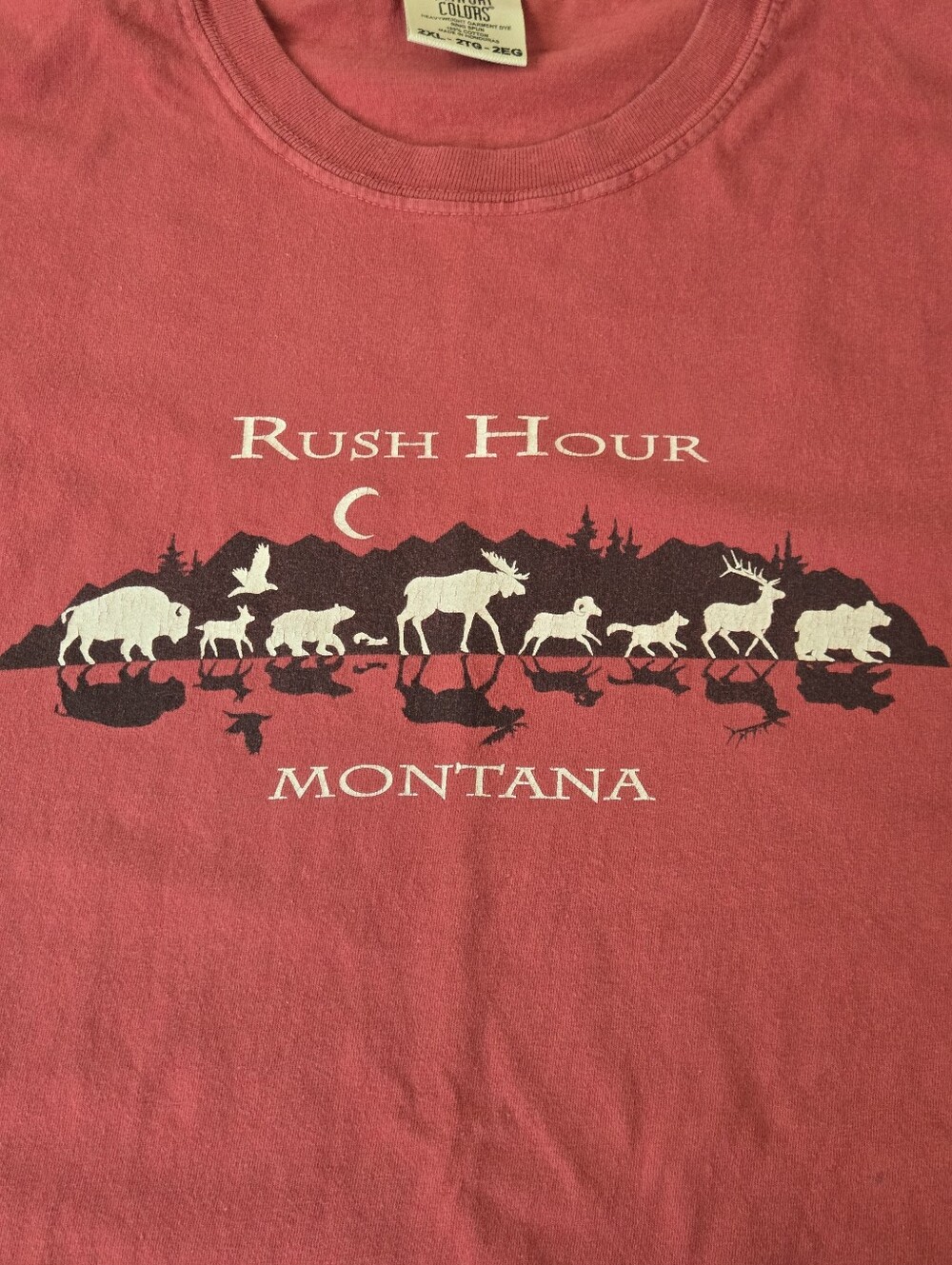 Comfort Colors Red Graphic Tee with Montana Wildlife Print Size 2XL 100% Cotton